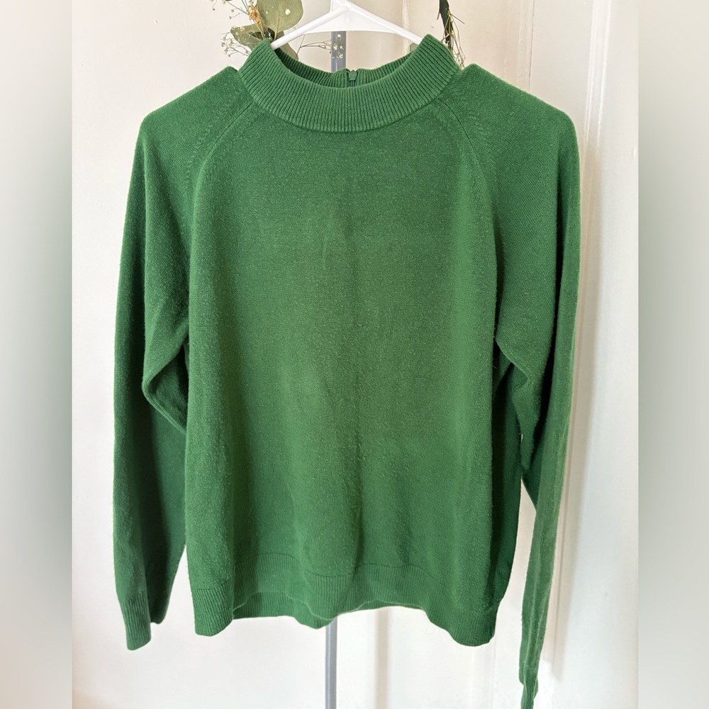 Vintage Y2K Green Cable Knit Sweater Crew Neck Zipper Back Classic Cottage Large